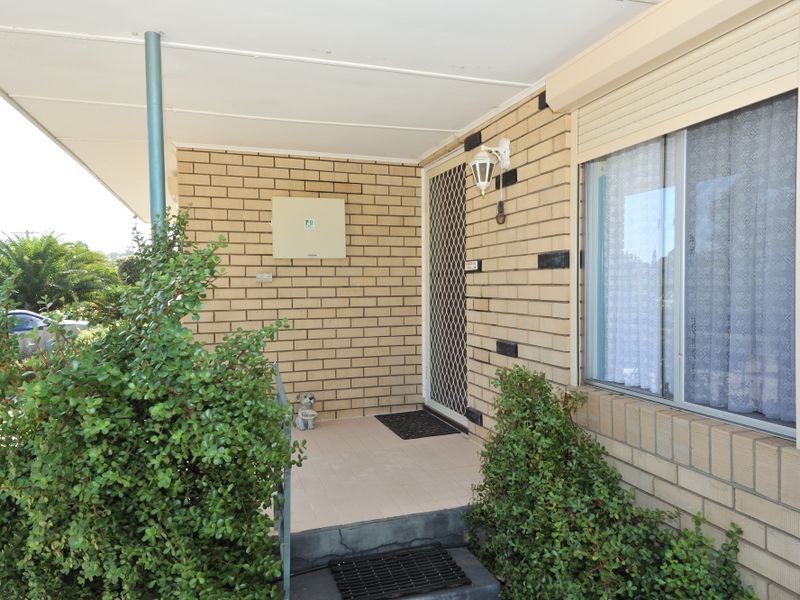 13 Canham Way, Orelia WA 6167