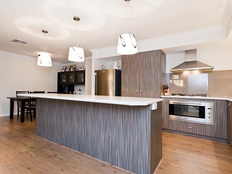 18 Chertsey Way, Wellard WA 6170