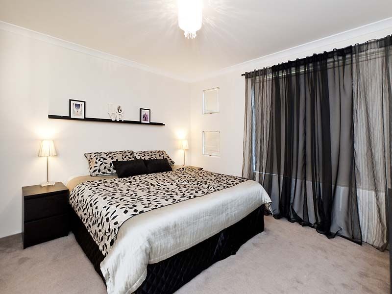 18 Chertsey Way, Wellard WA 6170