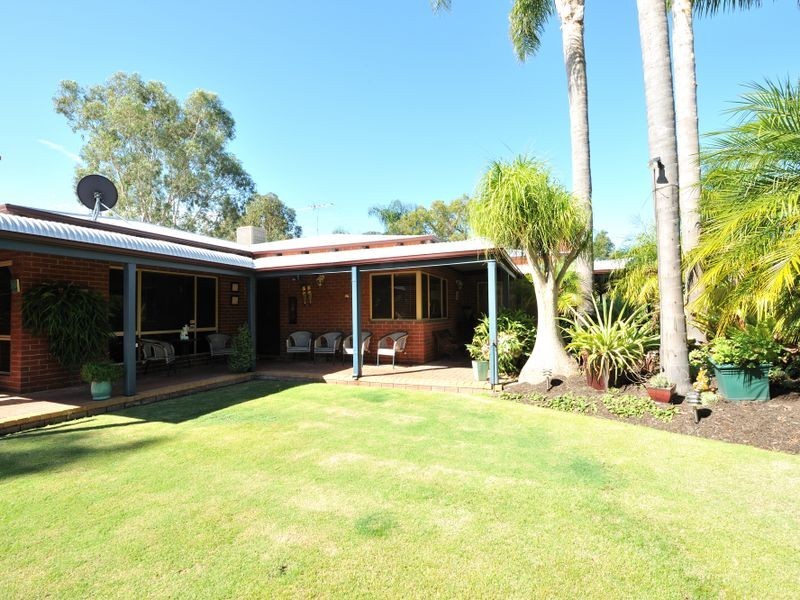 22 Goldsmith Drive, Wellard WA 6170
