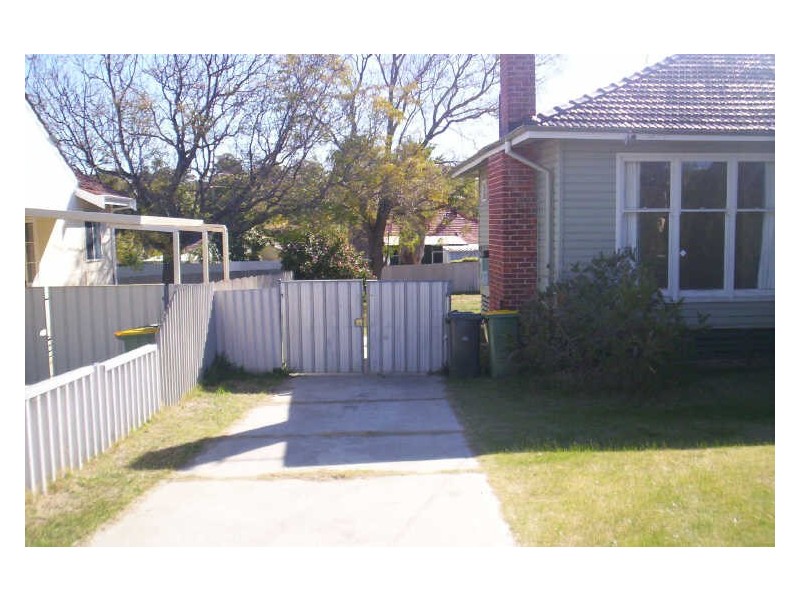 42 Cowcher Way, Medina WA 6167