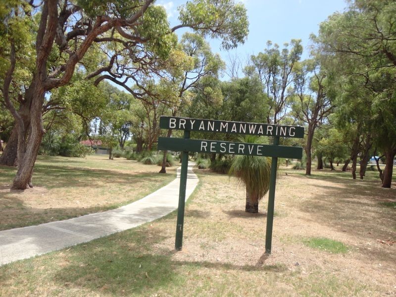 42 Cowcher Way, Medina WA 6167