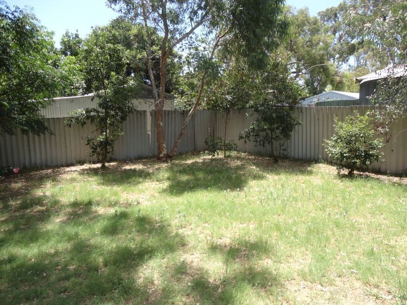 42 Cowcher Way, Medina WA 6167