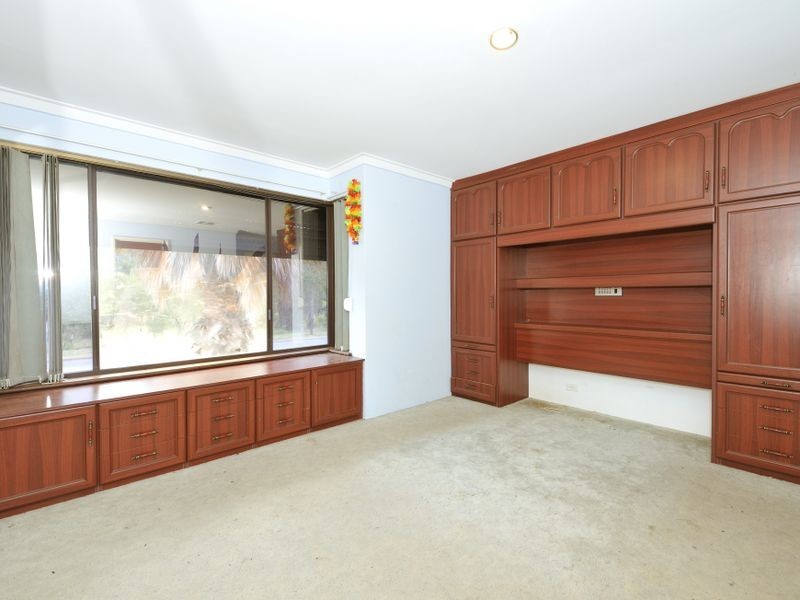 103 Meares Avenue, Parmelia WA 6167