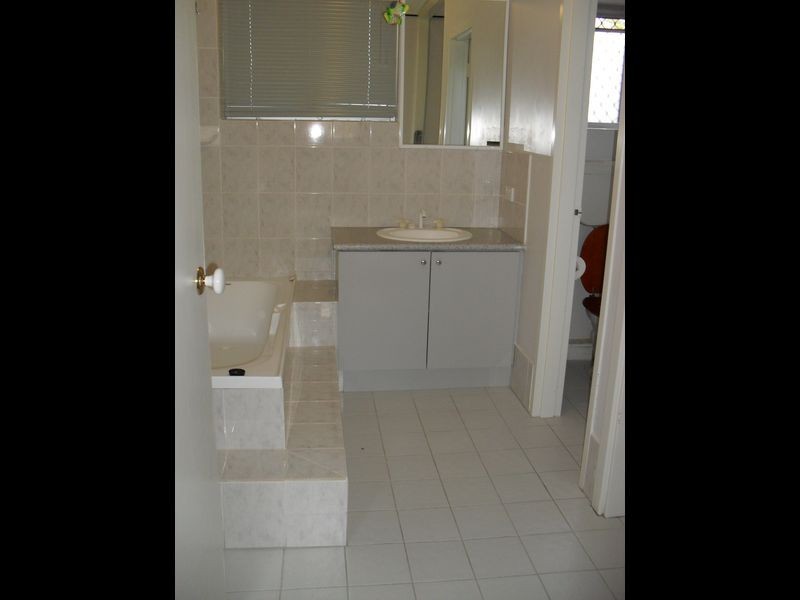 20/10 Prescott Place, Orelia WA 6167