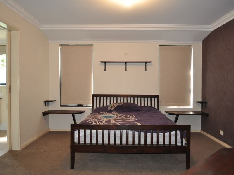 147 Sulphur Road, Orelia WA 6167