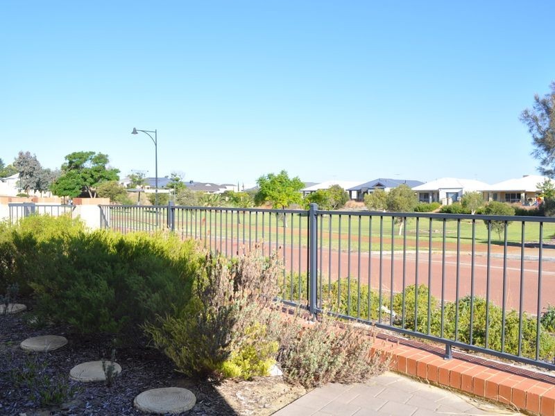 30 Durango Turn, Aubin Grove WA 6164