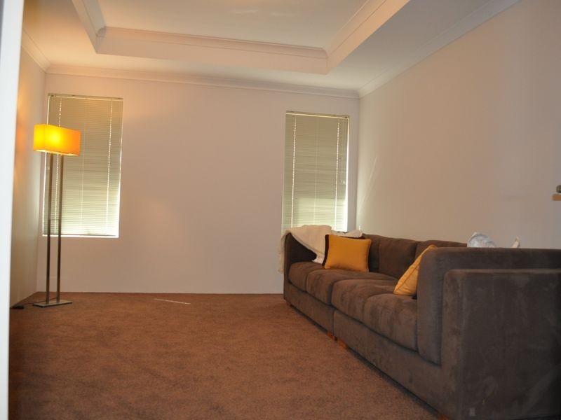 30 Durango Turn, Aubin Grove WA 6164