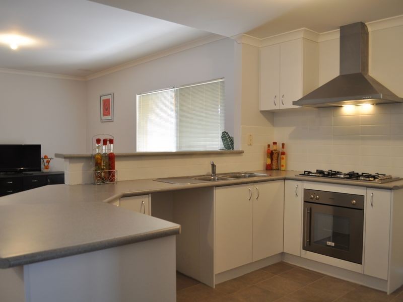 30 Durango Turn, Aubin Grove WA 6164