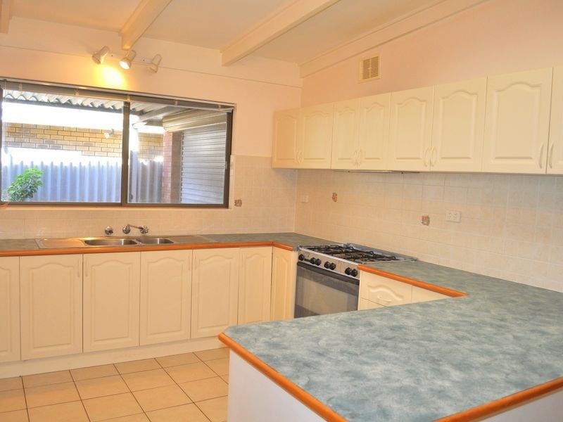 3 Lancier Place, Rockingham WA 6168