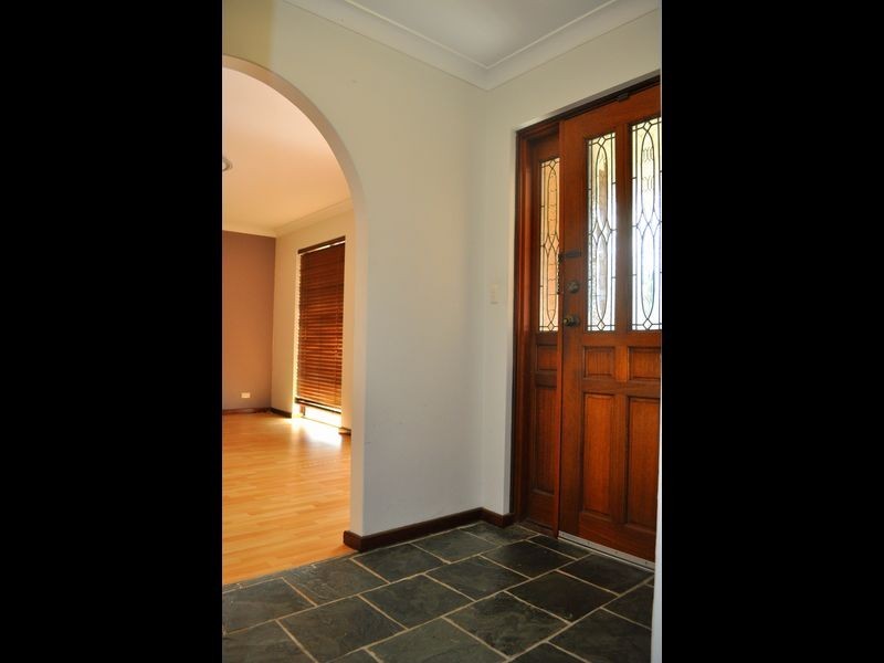 41 Bickner Way, Parmelia WA 6167