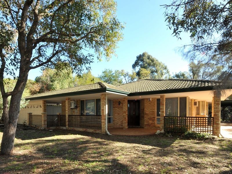 1 Shearer Court, Wellard WA 6170