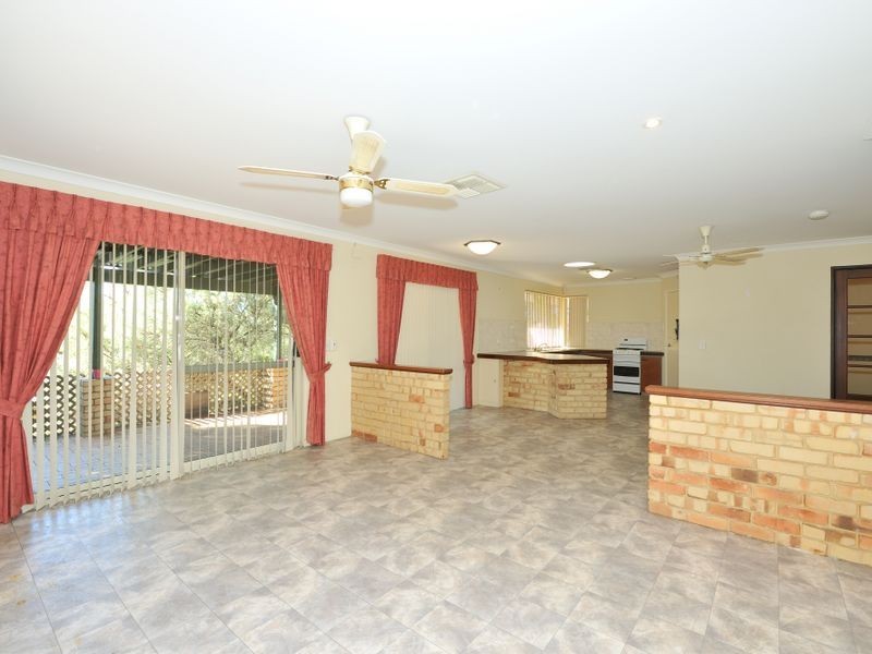 1 Shearer Court, Wellard WA 6170