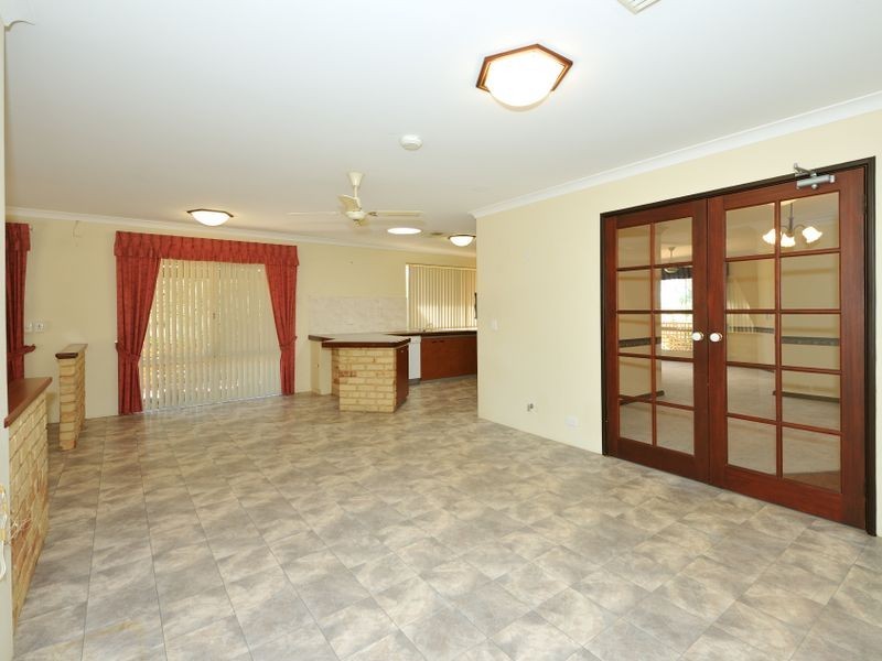 1 Shearer Court, Wellard WA 6170