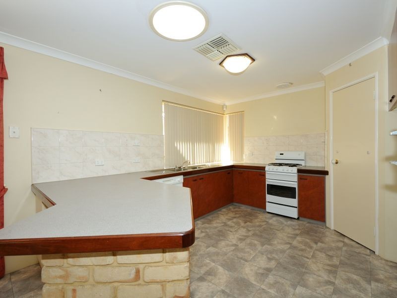 1 Shearer Court, Wellard WA 6170