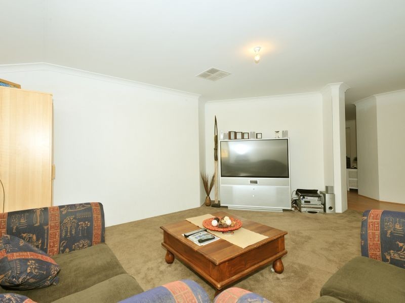 162 Runnymede Gate, Leda WA 6170