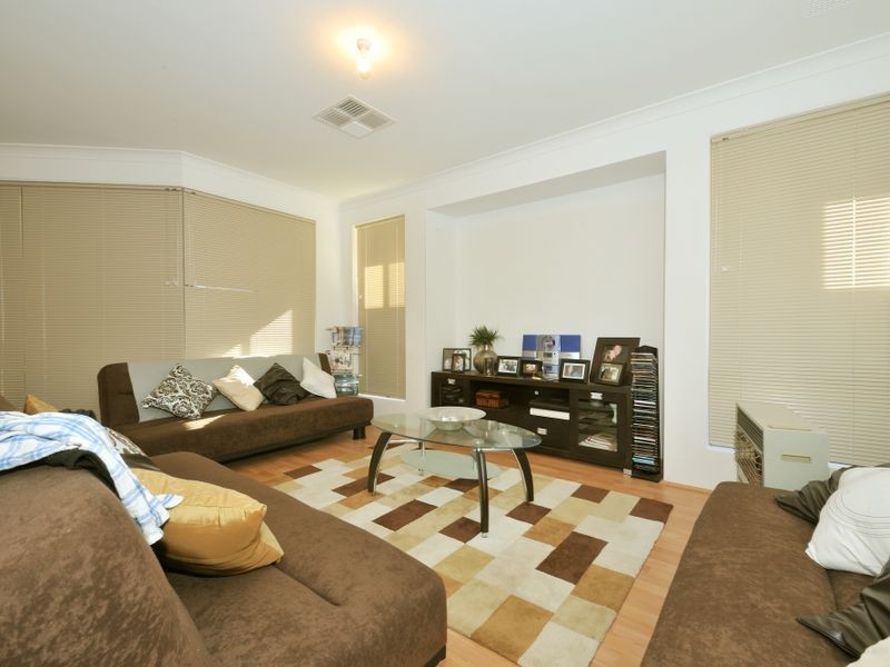 162 Runnymede Gate, Leda WA 6170
