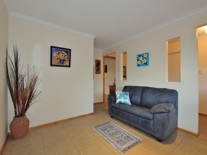 90 Silversmith Street, Wellard WA 6170