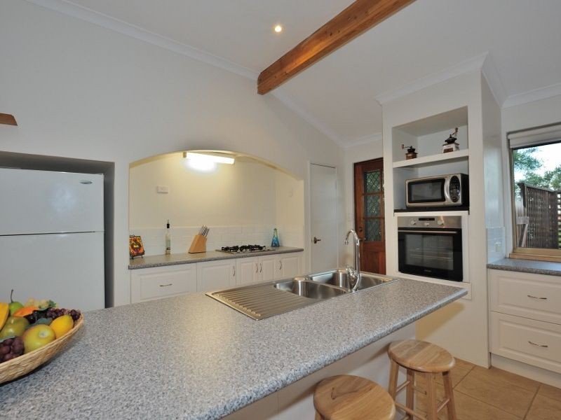 90 Silversmith Street, Wellard WA 6170