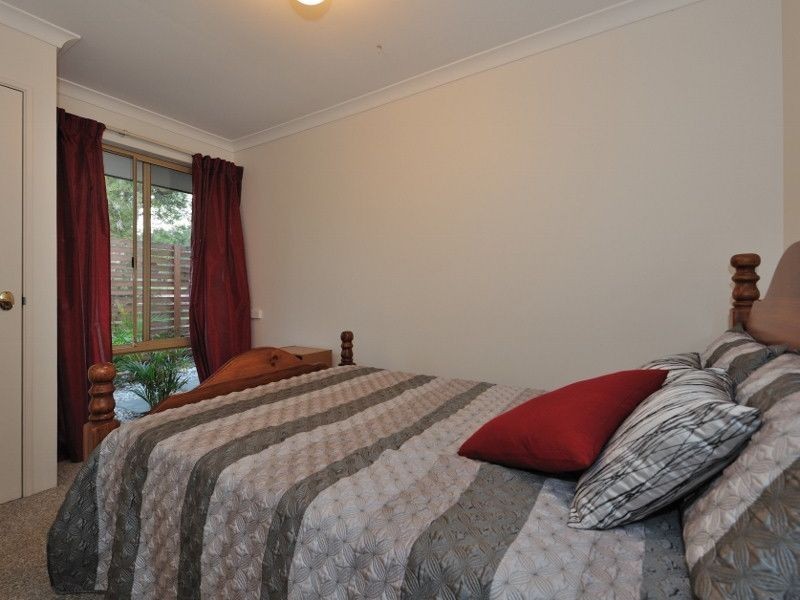 90 Silversmith Street, Wellard WA 6170