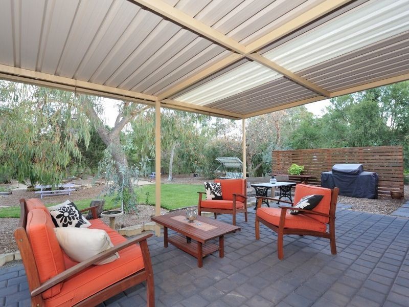 90 Silversmith Street, Wellard WA 6170