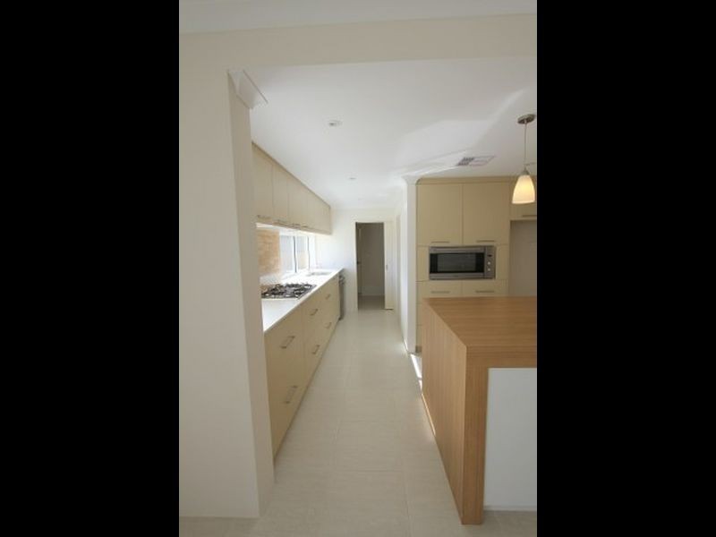 14 Shaftesbury Way, Wellard WA 6170