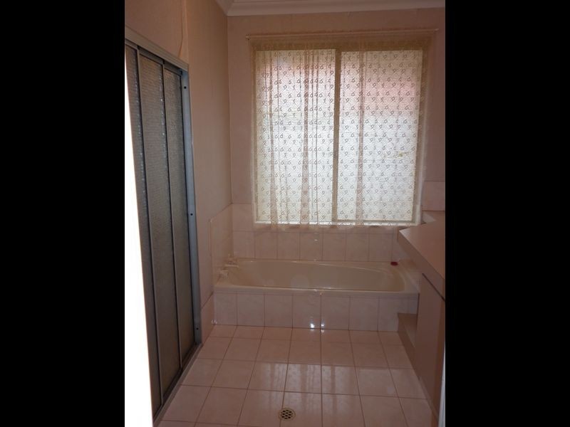 53 Challenger Avenue, Parmelia WA 6167