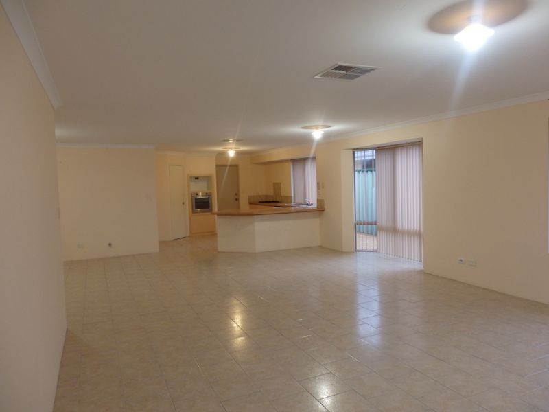 12 Freycinet Circuit, Aubin Grove WA 6164