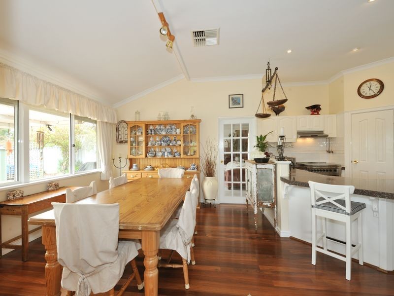 9 Porter Gardens, Leda WA 6170