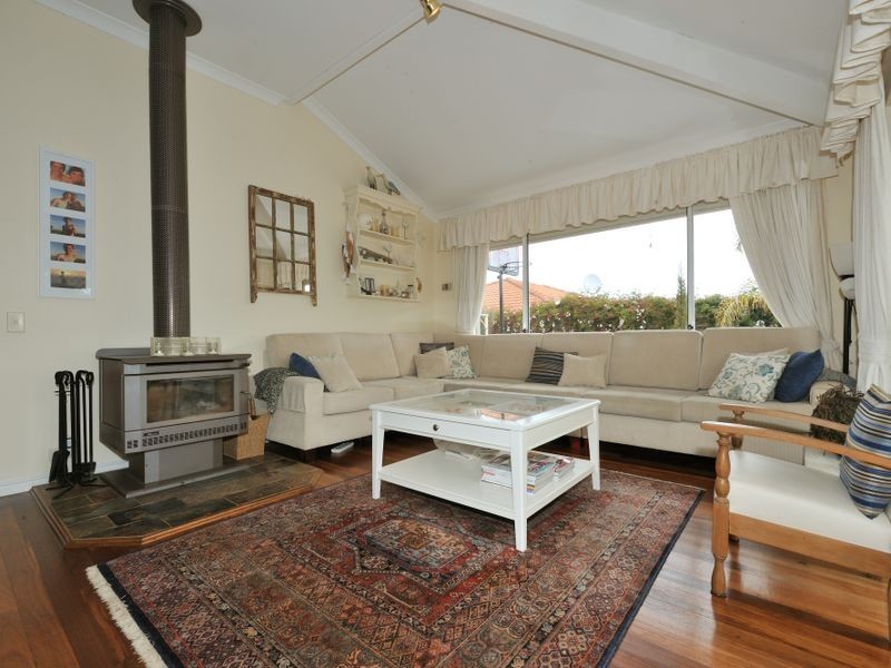 9 Porter Gardens, Leda WA 6170