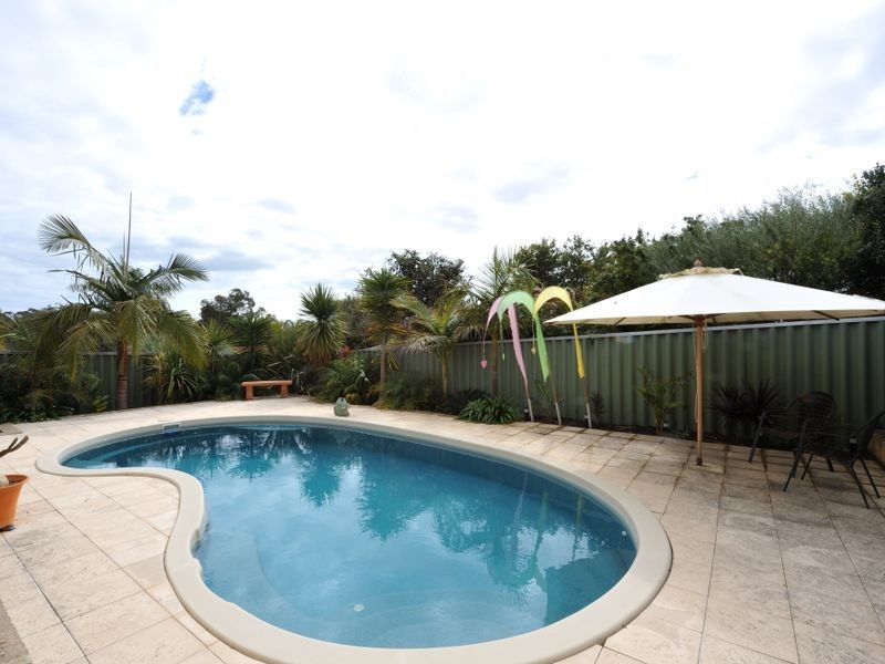 9 Porter Gardens, Leda WA 6170