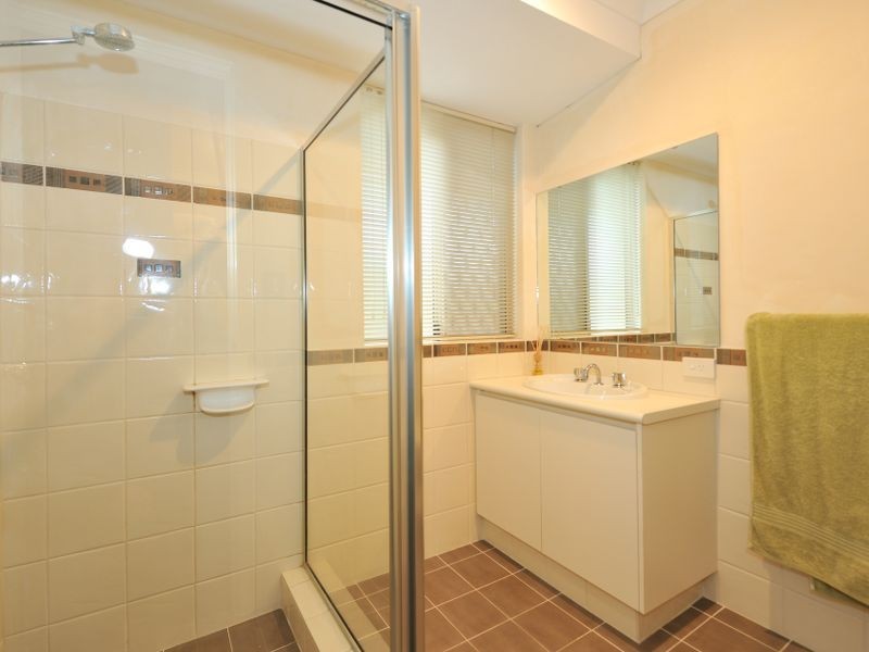 40 Pepperell Crescent, Leda WA 6170