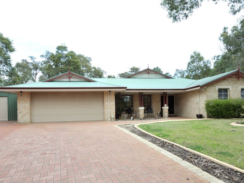 13 Baker Mews, Wellard WA 6170