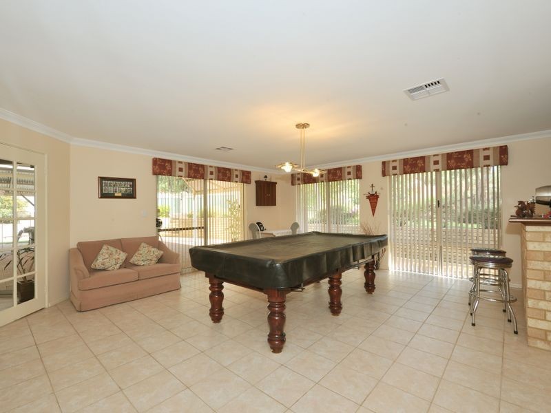 13 Baker Mews, Wellard WA 6170