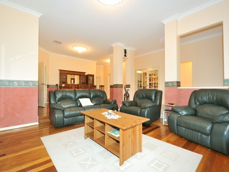 13 Baker Mews, Wellard WA 6170