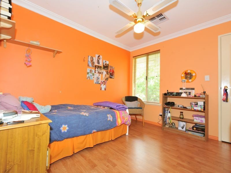 13 Baker Mews, Wellard WA 6170