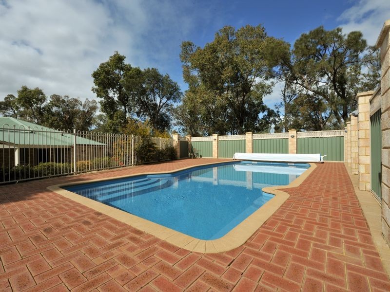 13 Baker Mews, Wellard WA 6170