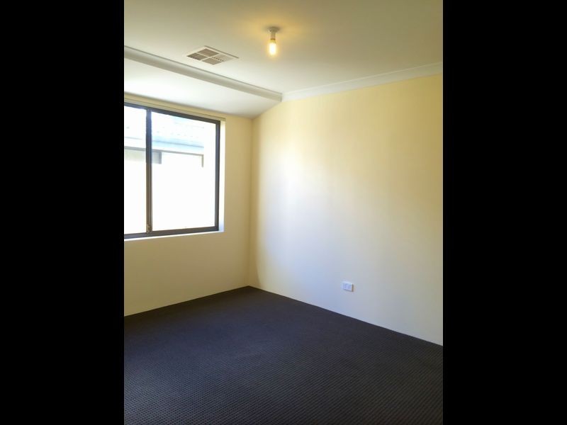 12 Antrim Way, Bertram WA 6167