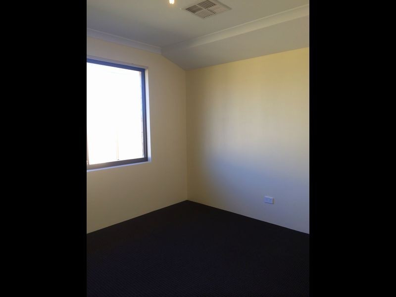 12 Antrim Way, Bertram WA 6167