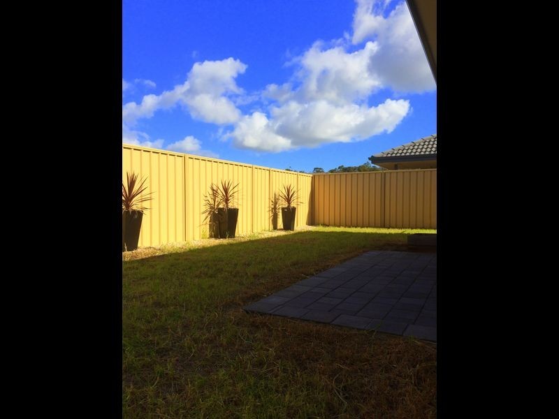 12 Antrim Way, Bertram WA 6167