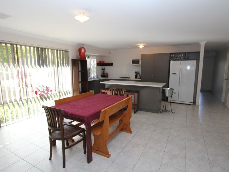 2 Hurley Way, Wellard WA 6170
