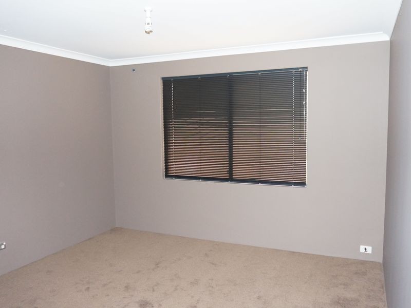 124 Beauchamp Loop, Wellard WA 6170