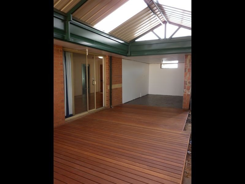 14 Cromer Gardens, Parmelia WA 6167