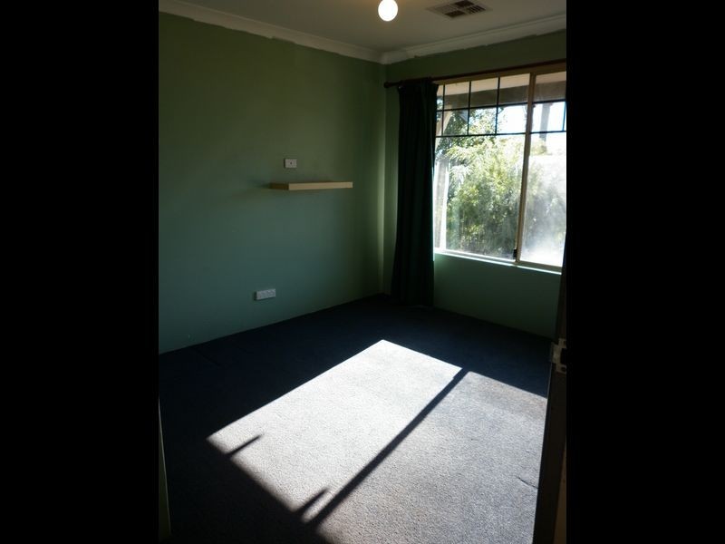 14 Cromer Gardens, Parmelia WA 6167