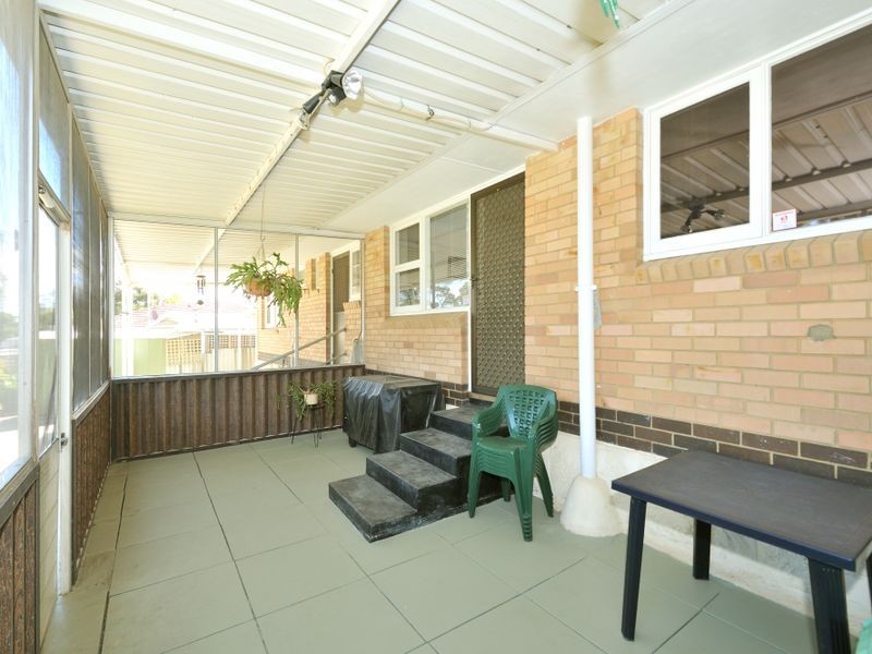 10 Harrison Way, Calista WA 6167