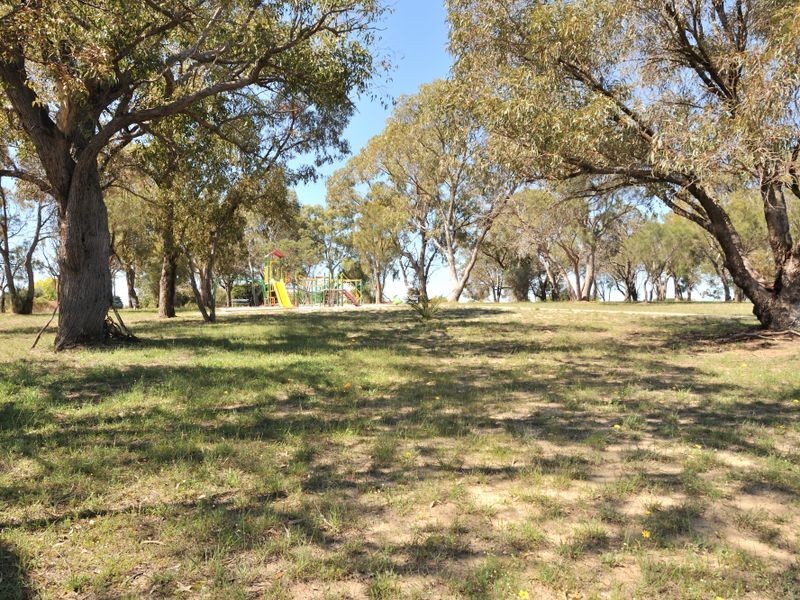 10 Harrison Way, Calista WA 6167