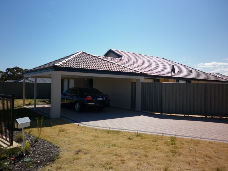 2 Highbridge Way, Leda WA 6170