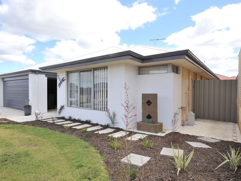15 Westcliff Street, Wellard WA 6170