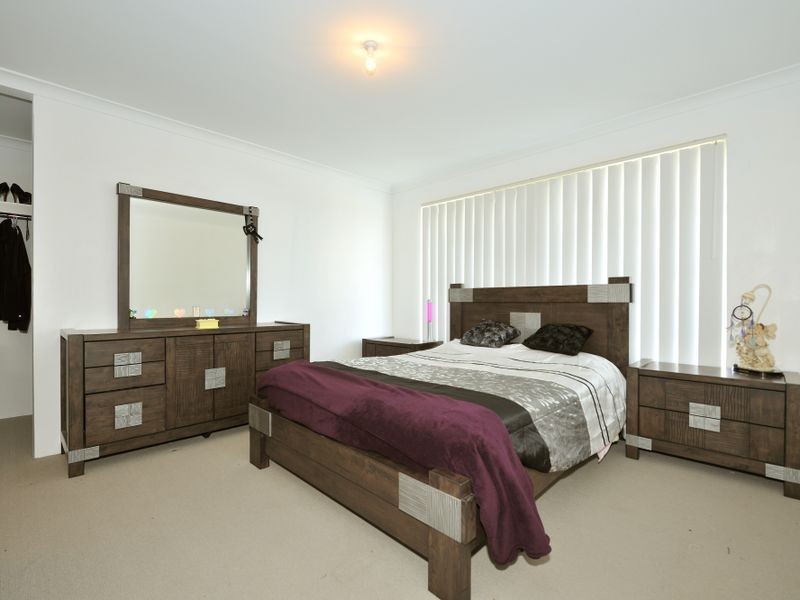 15 Westcliff Street, Wellard WA 6170