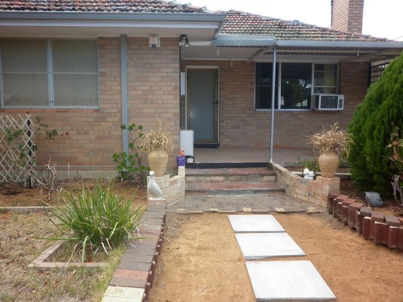 14 Bolton Way, Orelia WA 6167